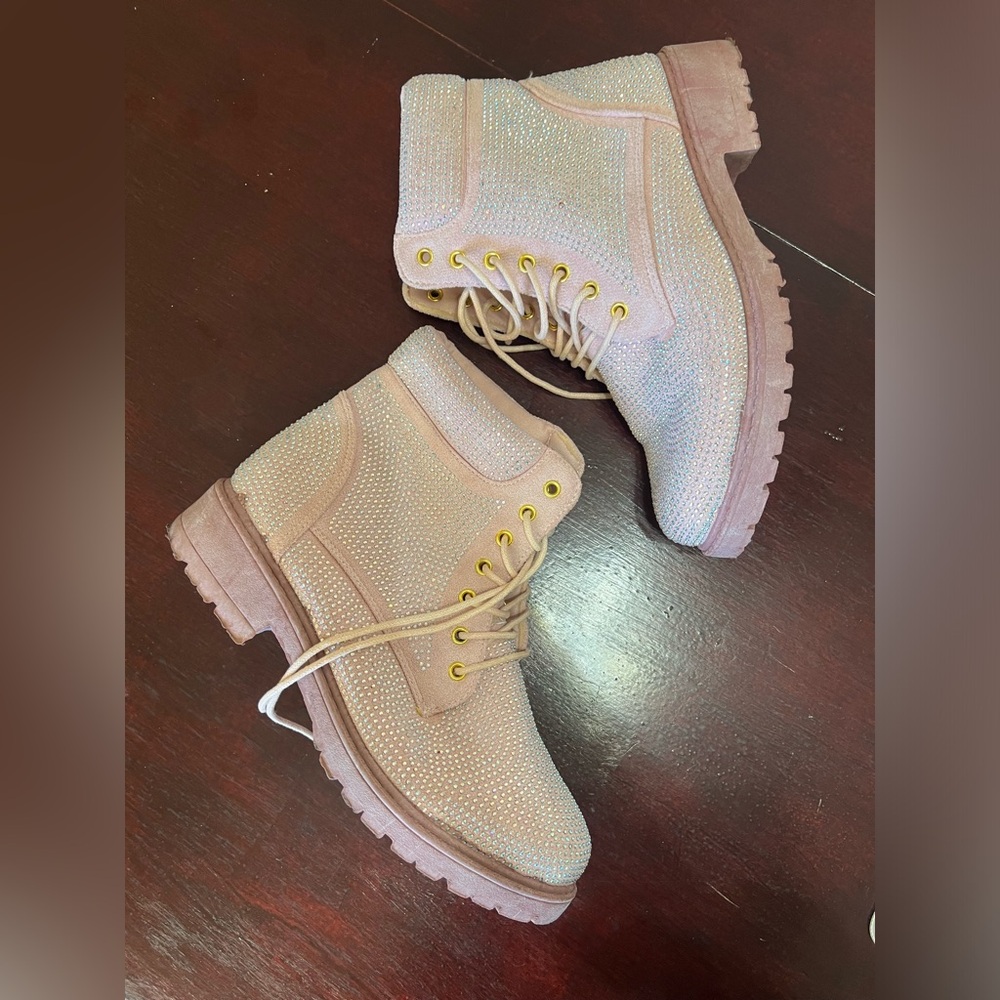 Pink Rouge Helium Rhinestone Embellished Lace-Up Boots – Size US Women’s 9